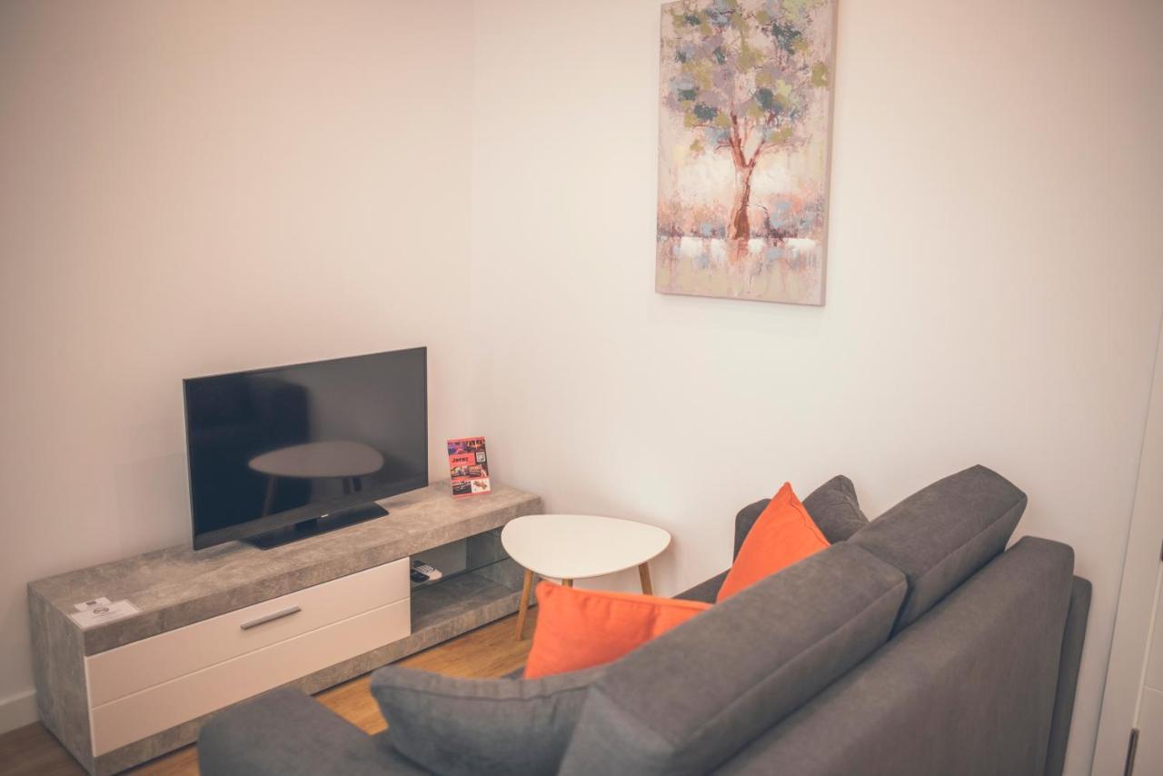 Apartamentos Puerta Sevilla 헤레스 외부 사진